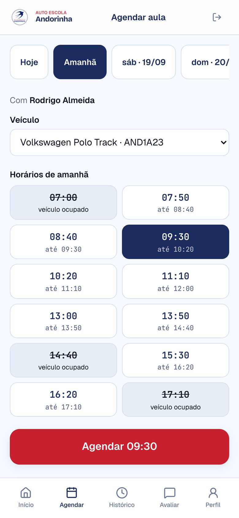 App do aluno escolhendo dia, veículo e horário da aula