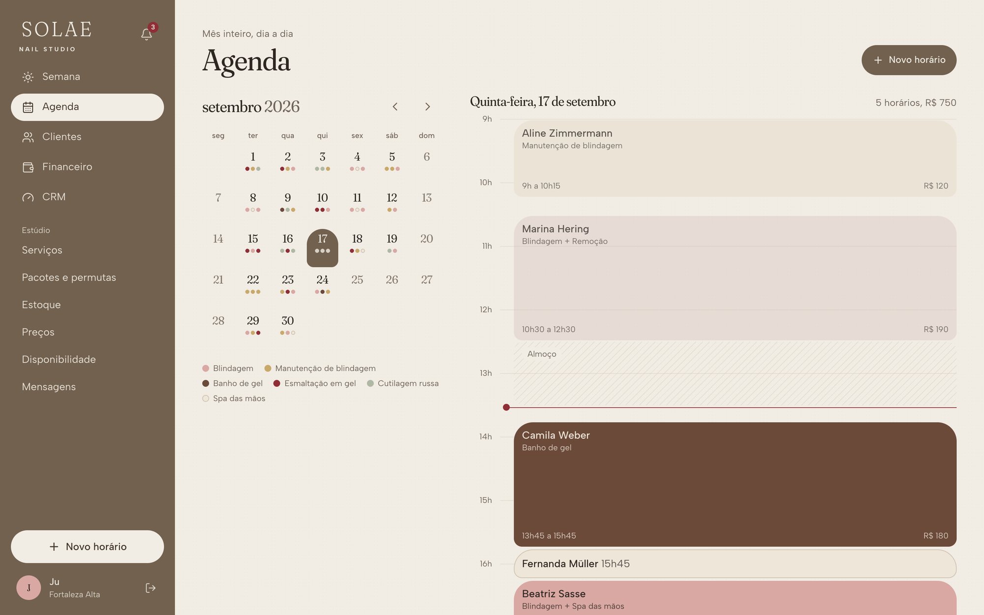 Agenda do mês ao lado da linha do tempo do dia
