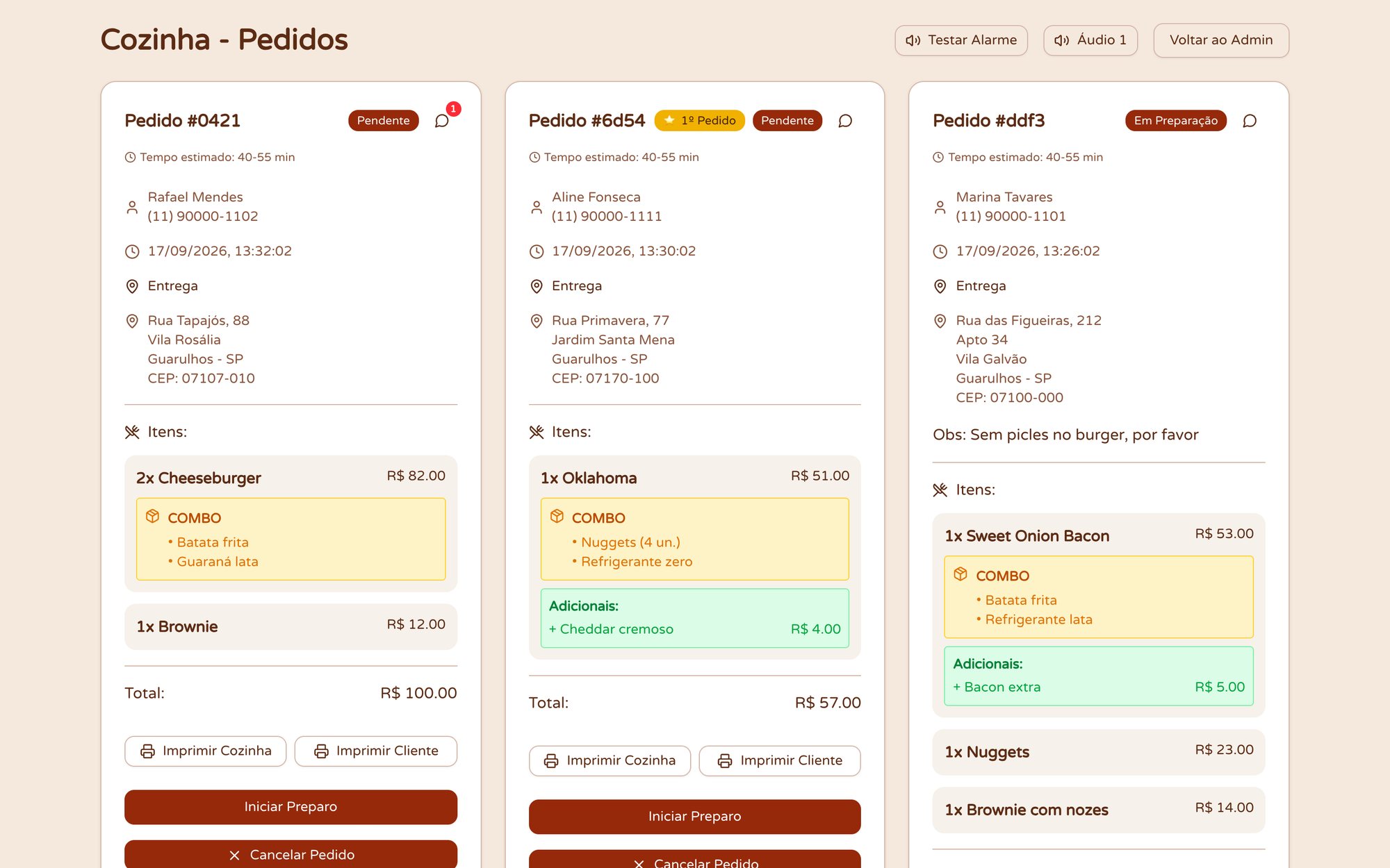 Tela da cozinha do The Beef com os pedidos, itens do combo, adicionais e botões de preparo e impressão
